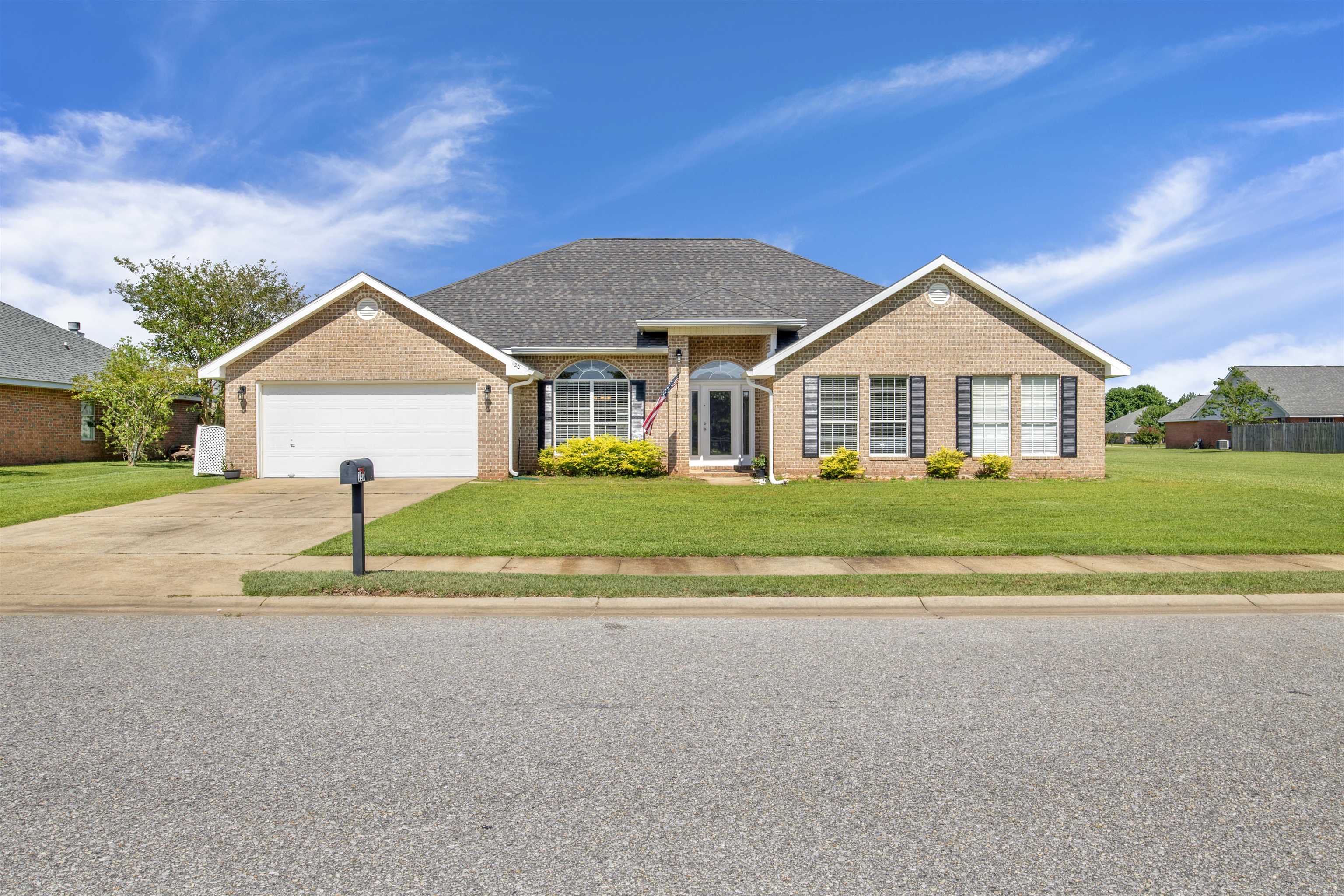 120 Pemberton Loop Fairhope, AL 36532 - Photo 2 of 37