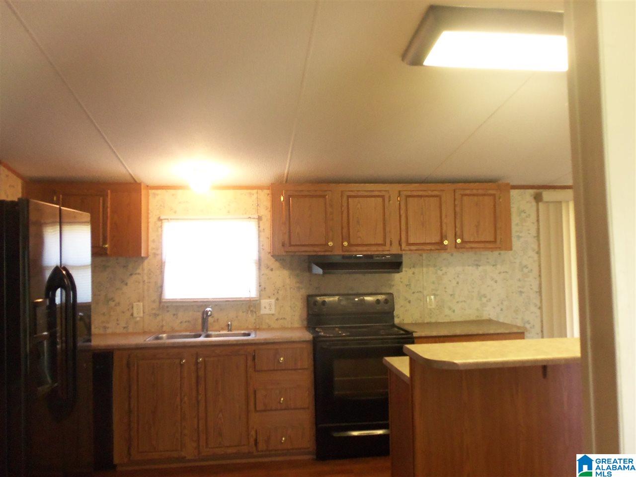 907 Jim Thomas Road Hayden, AL 35079 - Photo 12 of 36