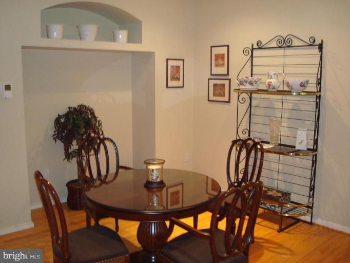 11526 Hemingway Drive Reston, VA 20194 - Photo 24 of 30 Dining Room