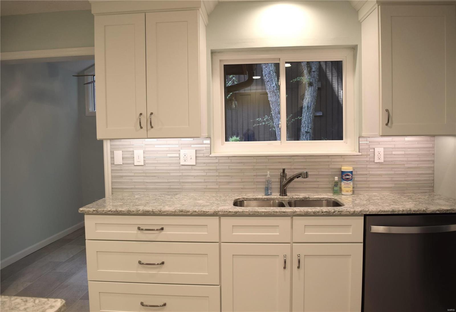 1 Persimmon Ridge Road Belleville, IL 62223 - Photo 9 of 41 Gallery Image 9