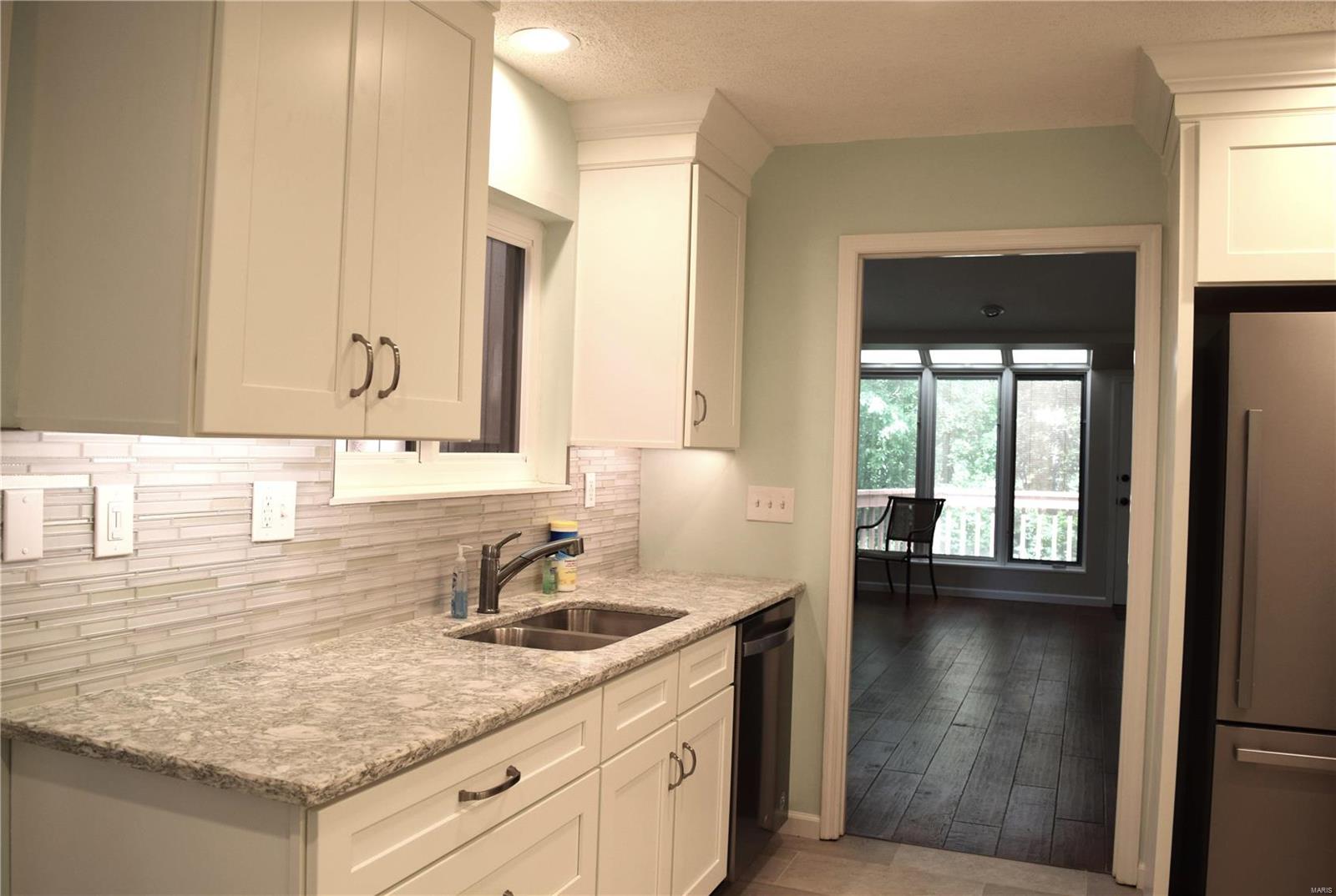 1 Persimmon Ridge Road Belleville, IL 62223 - Photo 10 of 41 Gallery Image 10