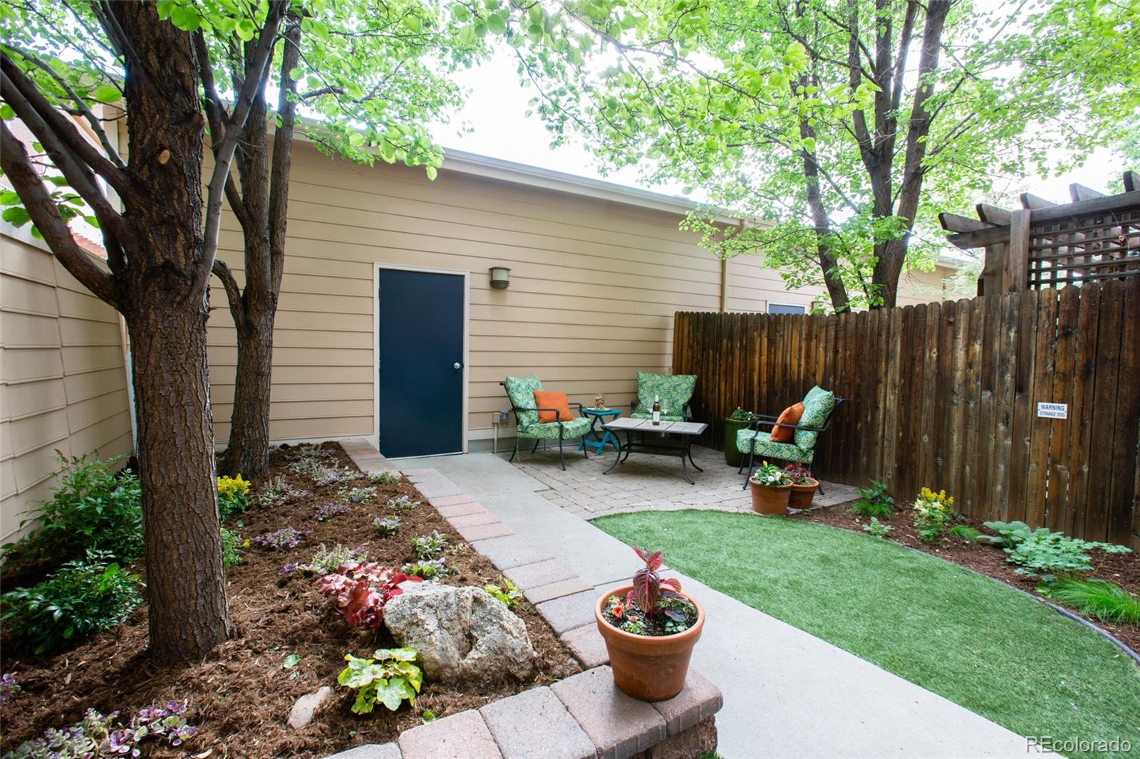 275 Rampart Way, Unit 201 Denver, CO 80230 - Photo 9 of 27 Gallery Image 9