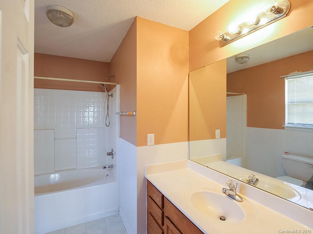 8814 Stoneface Road Charlotte, NC 28214 - Photo 9 of 14 Gallery Image 9