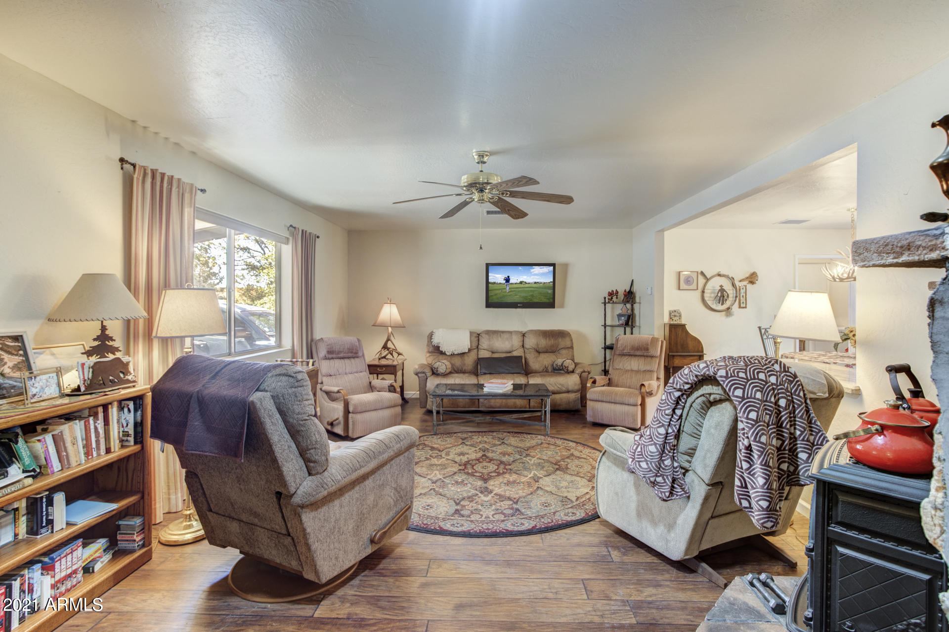 804 North Matterhorn Road Payson, AZ 85541 - Photo 2 of 31 Living Room (1)