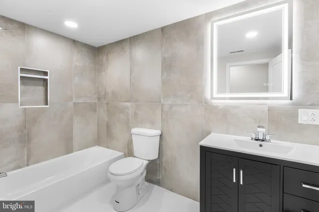 $699,900 | 1604 South 8th Street, Philadelphia, PA 19148