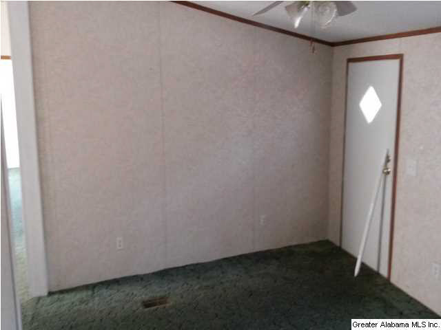 39 Honeycutt Mill Road Thorsby, AL 35171 - Photo 7 of 20