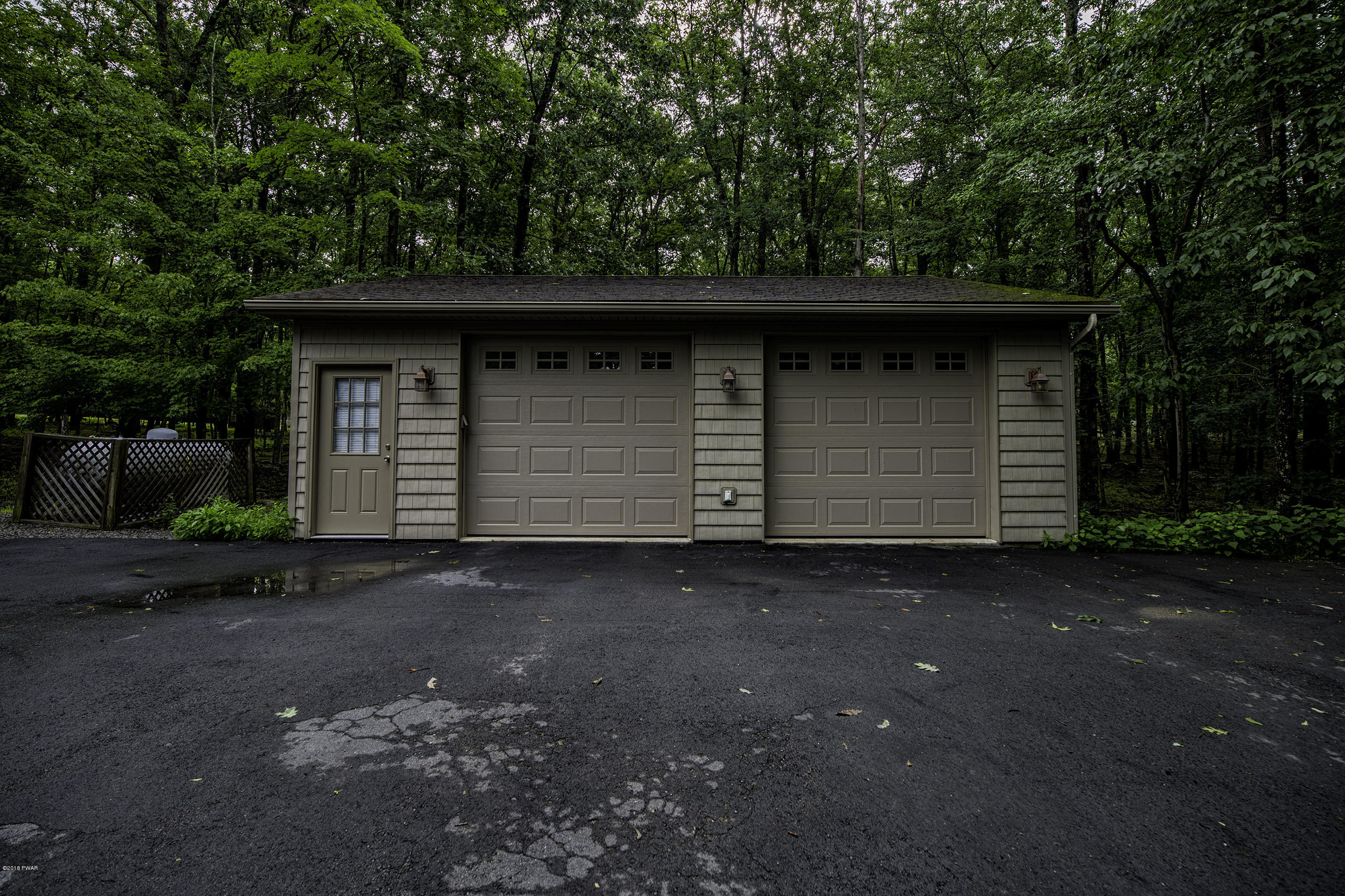 104 Lakeview Road Lackawaxen, PA 18435 - Photo 4 of 44 2 Car Oversized Detached Garage