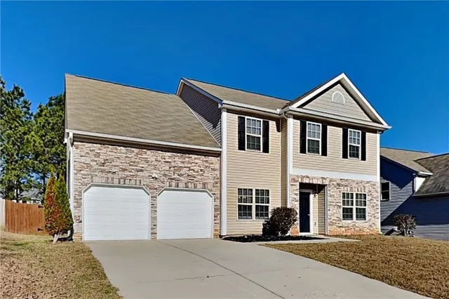$2,300 | 122 Dynasty Lane, Hiram, GA 30141