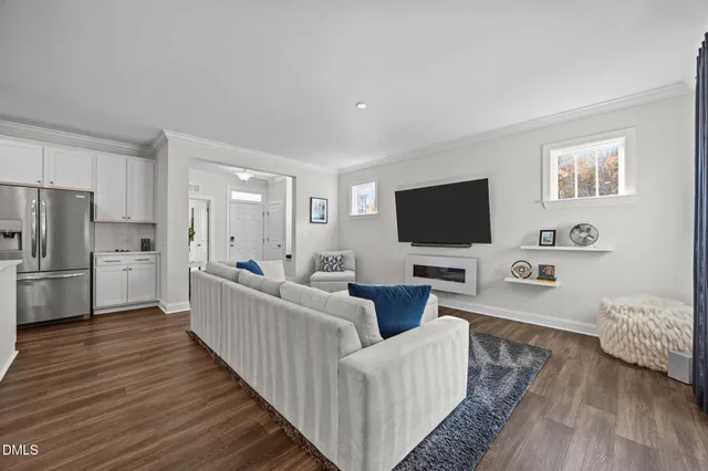 $599,990 | 128 Canford Way, Holly Springs, NC 27540