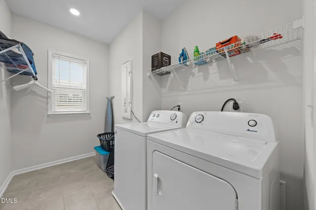 $599,990 | 128 Canford Way, Holly Springs, NC 27540