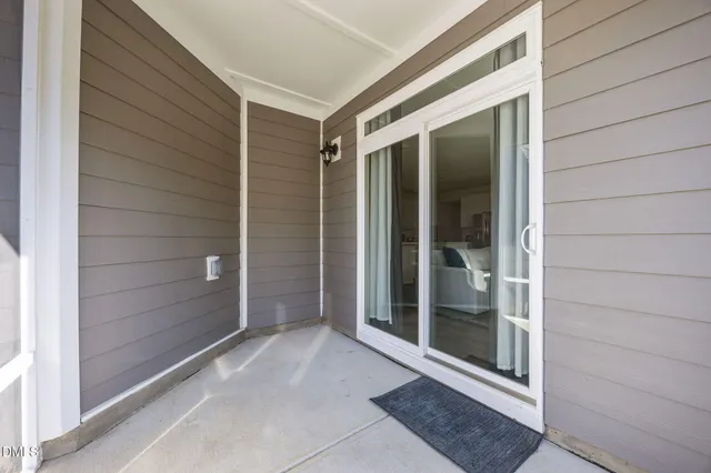 $599,990 | 128 Canford Way, Holly Springs, NC 27540