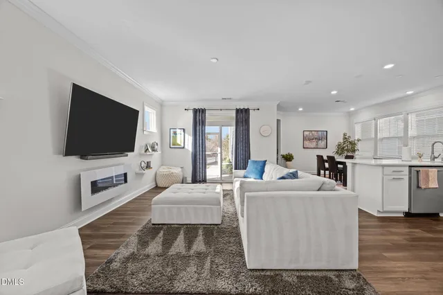 $599,990 | 128 Canford Way, Holly Springs, NC 27540