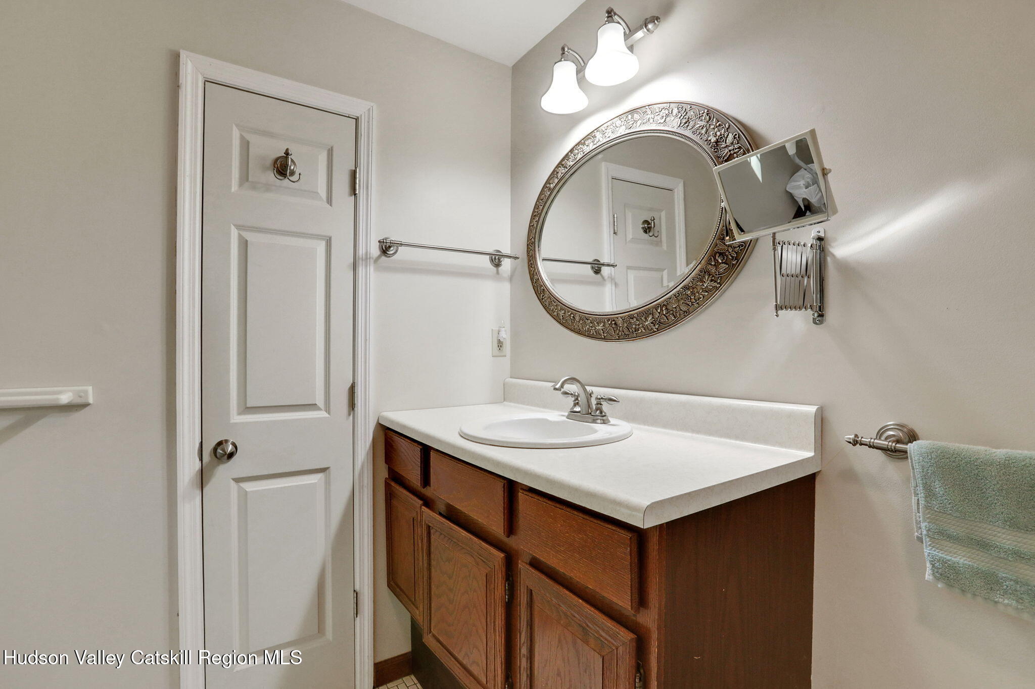 1033 Old Post Road New Paltz, NY 12561 - Photo 27 of 35 Upstairs full bath