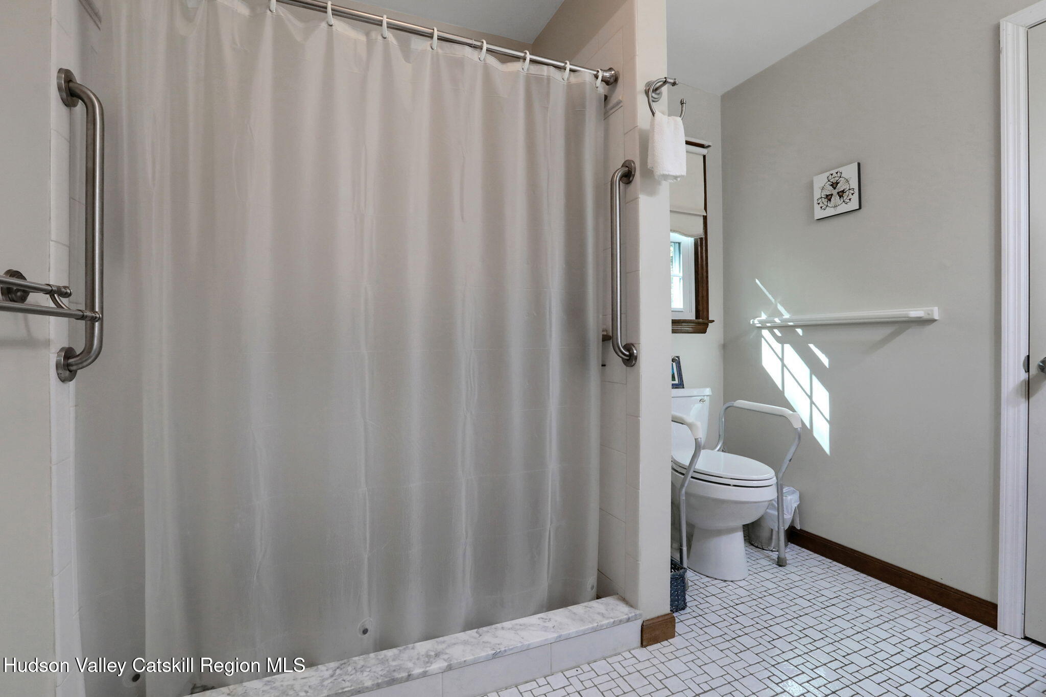 1033 Old Post Road New Paltz, NY 12561 - Photo 28 of 35 Upstairs full bath