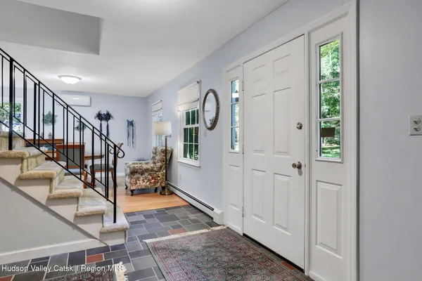 $635,000 | 1033 Old Post Road, New Paltz, NY 12561