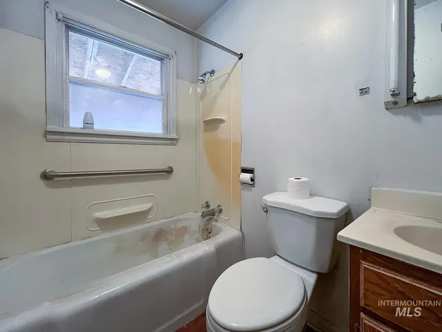 $199,000 | 624 11th Avenue North, Buhl, ID 83316