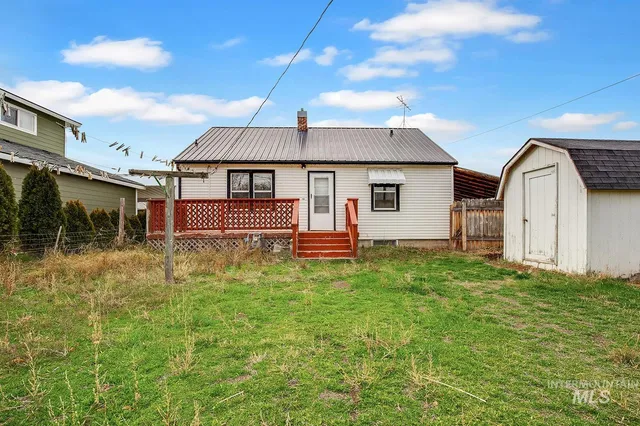 $199,000 | 624 11th Avenue North, Buhl, ID 83316