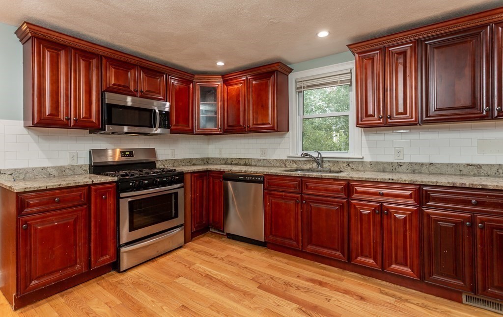57 Rockefeller Street Randolph, MA 02368 - Photo 2 of 29 Gallery Image 2