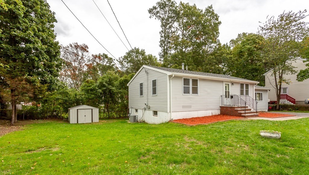 57 Rockefeller Street Randolph, MA 02368 - Photo 5 of 29 Gallery Image 5