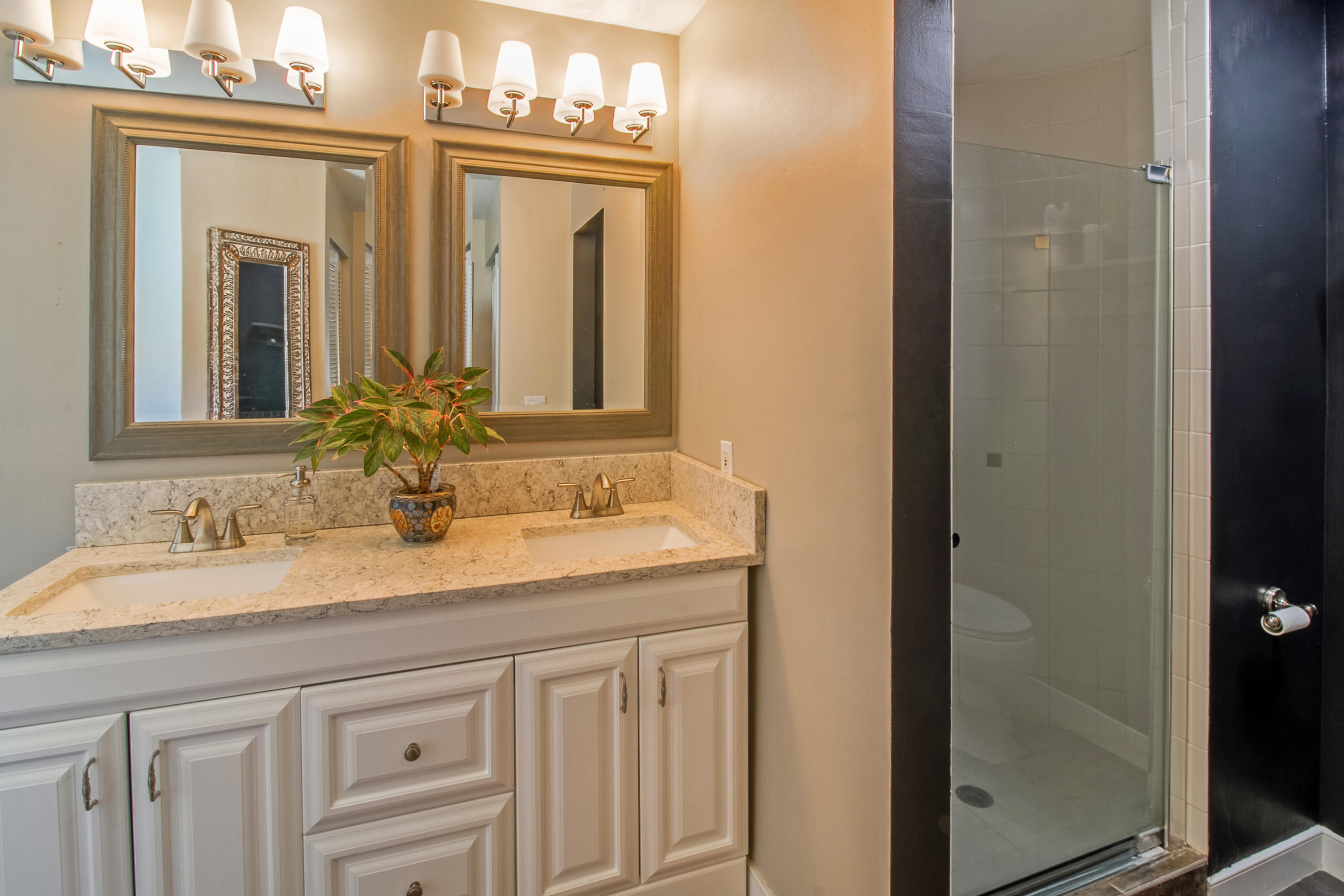 5335 Buckhead Circle, Unit 2010 Boca Raton, FL 33431 - Photo 8 of 30 Master 2