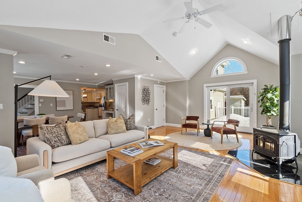 50 Pleasant Street Lexington, MA 02421 - Photo 8 of 42 Gallery Image 8