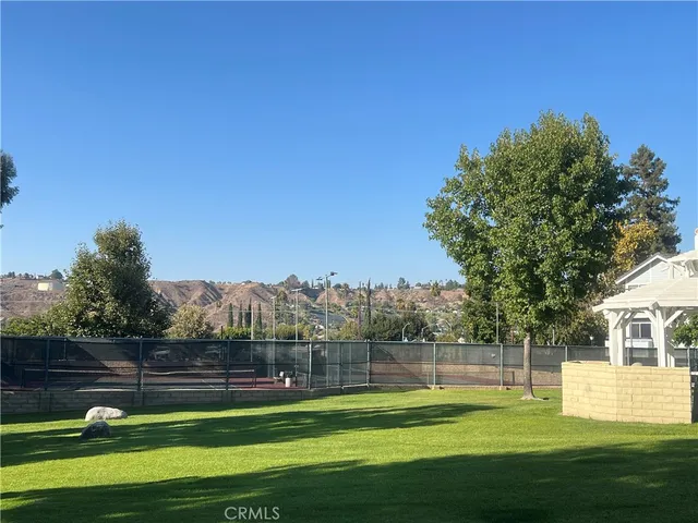 $390,000 | 26961 Rainbow Glen Drive, Unit 733, Canyon Country, CA 91351