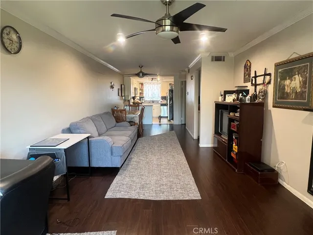 $390,000 | 26961 Rainbow Glen Drive, Unit 733, Canyon Country, CA 91351