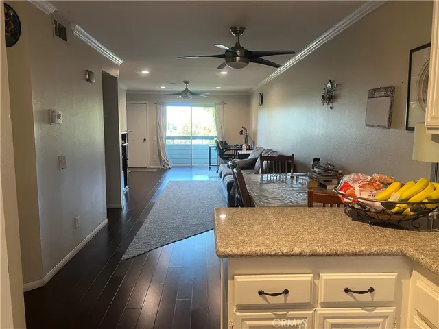 $390,000 | 26961 Rainbow Glen Drive, Unit 733, Canyon Country, CA 91351