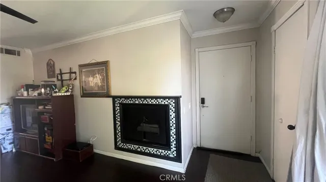 $390,000 | 26961 Rainbow Glen Drive, Unit 733, Canyon Country, CA 91351