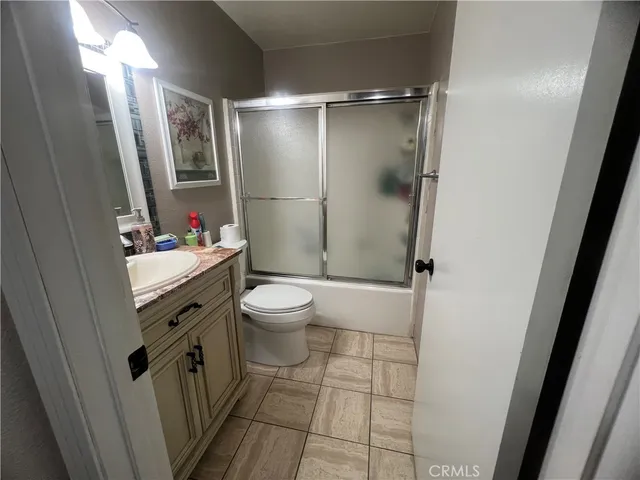 $390,000 | 26961 Rainbow Glen Drive, Unit 733, Canyon Country, CA 91351