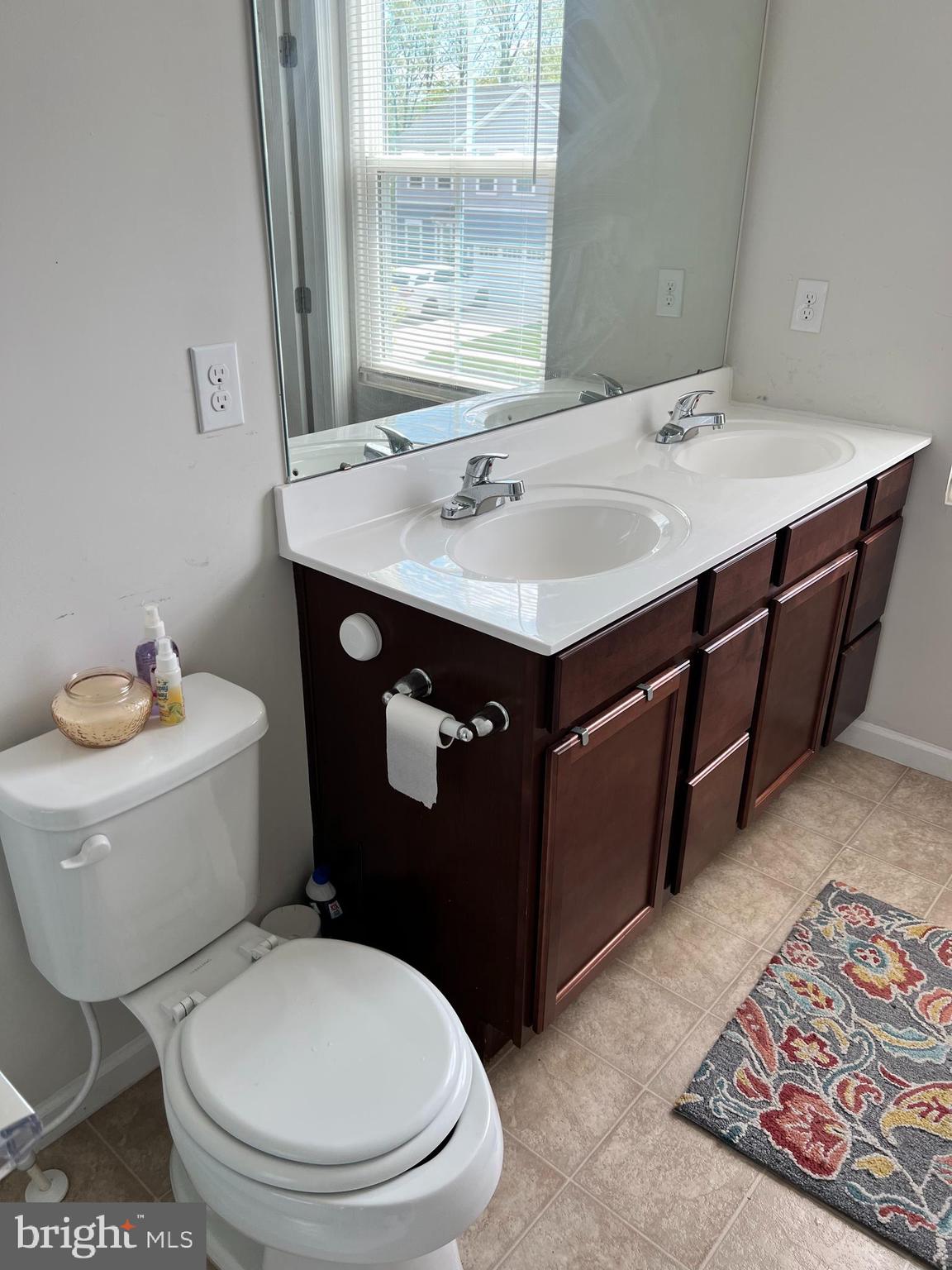 116 Ciseley Drive Sicklerville, NJ 08081 - Photo 10 of 19 Primary Bath