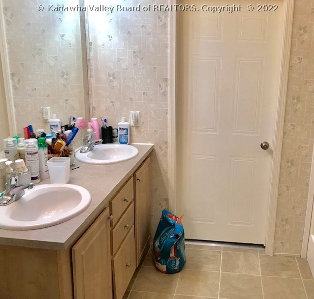 1078 Robinson Run Road Walton, WV 25286 - Photo 9 of 19 Gallery Image 9