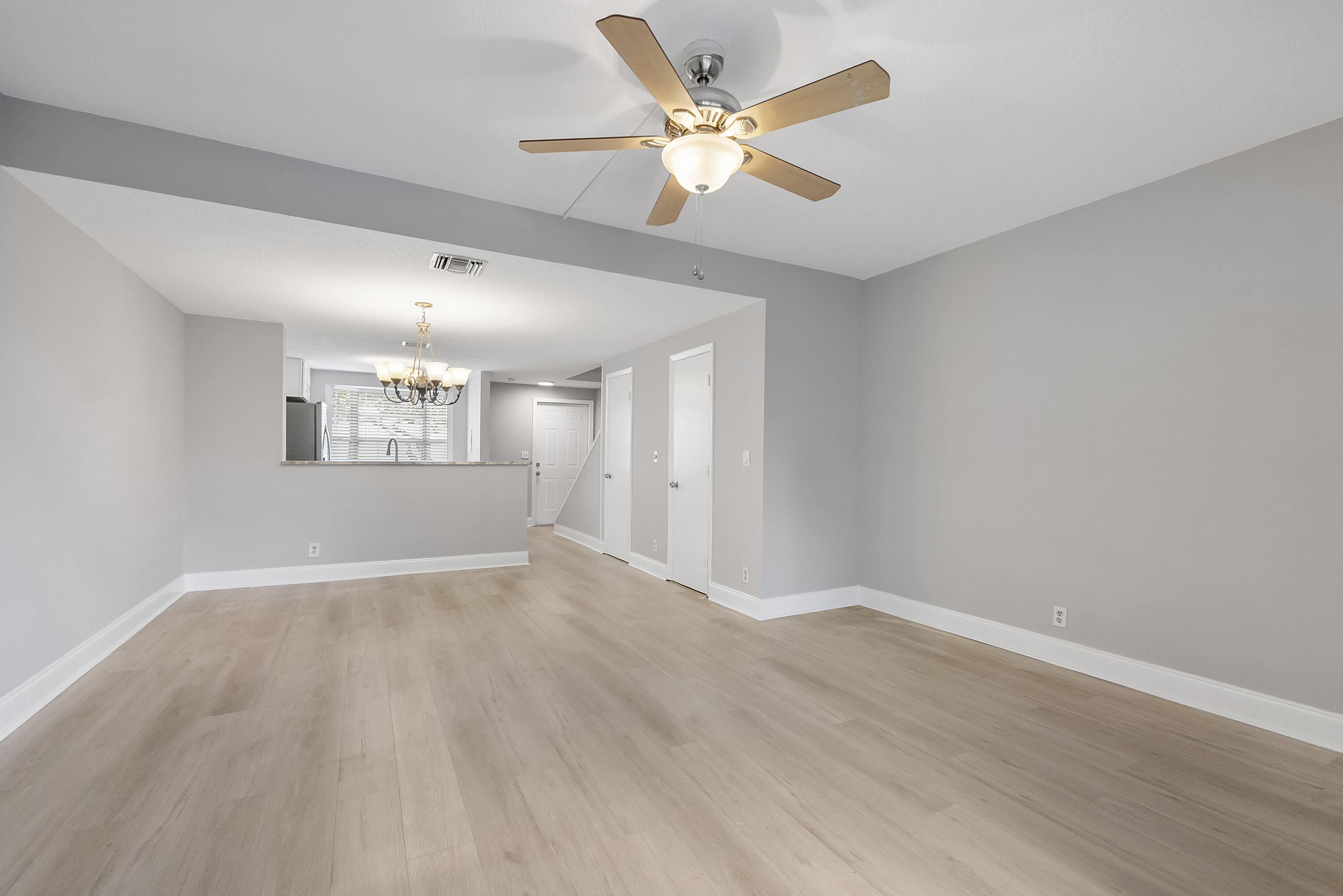 185 Southwest 3rd Street Pompano Beach, FL 33060 - Photo 16 of 77 185 Sw 3rd St_017
