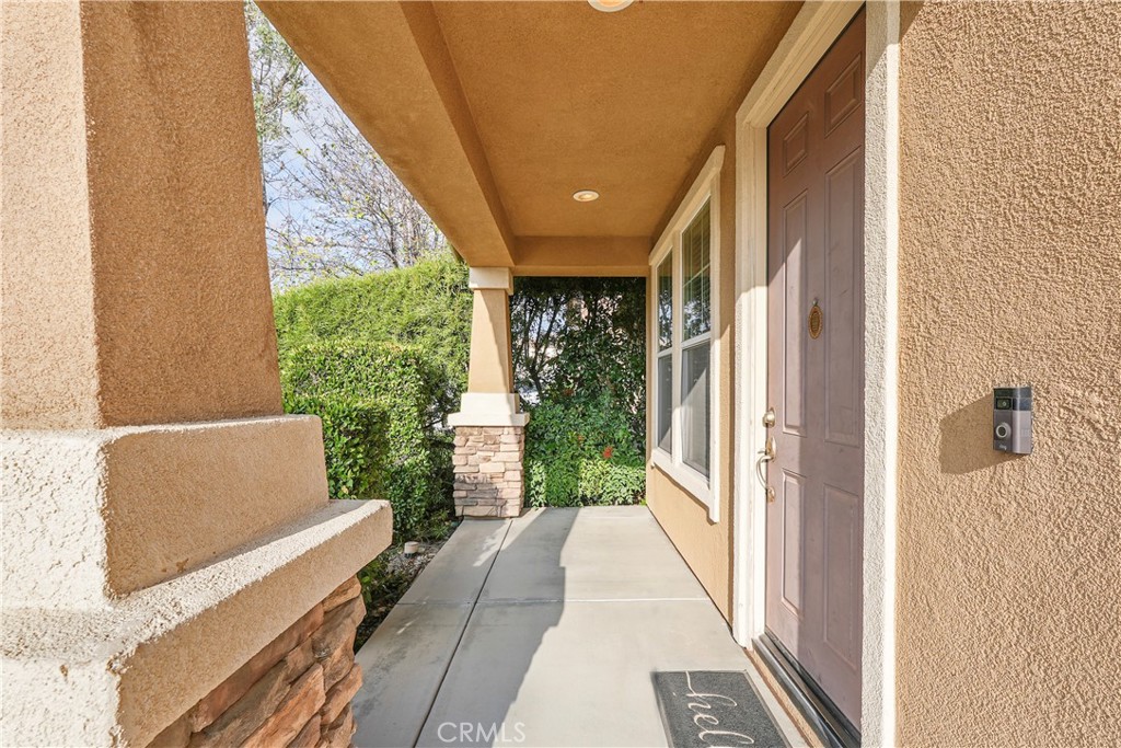 3832 Taconite Road San Bernardino, CA 92407 - Photo 3 of 31