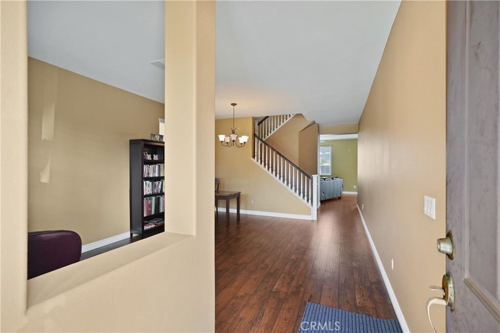 3832 Taconite Road San Bernardino, CA 92407 - Photo 4 of 31