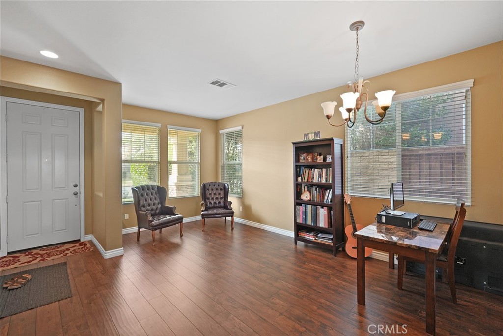 3832 Taconite Road San Bernardino, CA 92407 - Photo 5 of 31