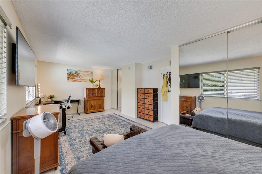 4792 Larwin Avenue Cypress, CA 90630 - Photo 22 of 33