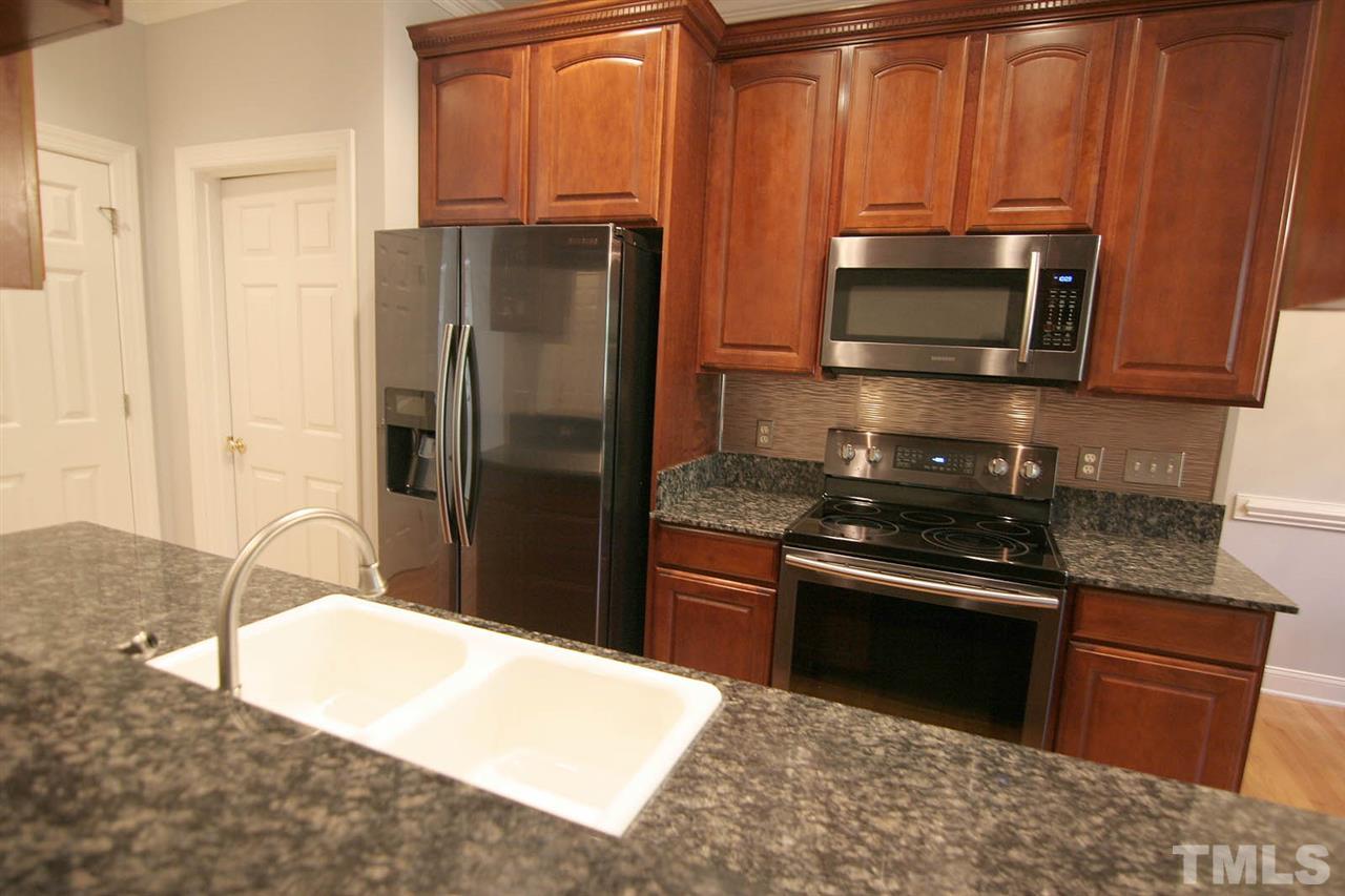 4210 Norman Ridge Lane Raleigh, NC 27613 - Photo 11 of 25