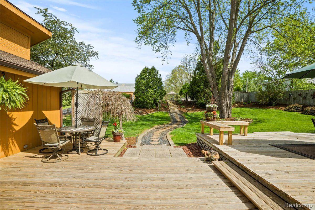 9200 Davisburg Road Clarkston, MI 48348 - Photo 60 of 77 Gallery Image 60