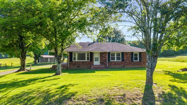 $1,200,000 | 444 County Road 782, Etowah, TN 37331