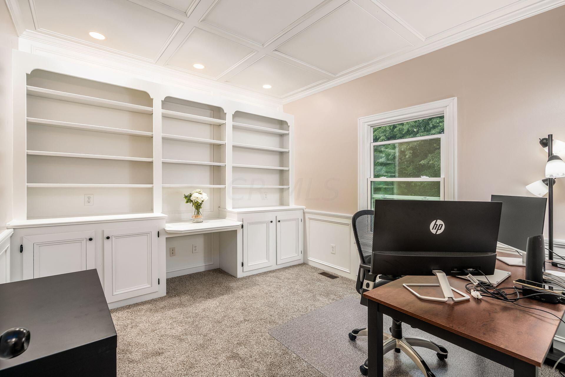 2912 Nantucket Lewis Center, OH 43035 - Photo 12 of 32 Den/Office