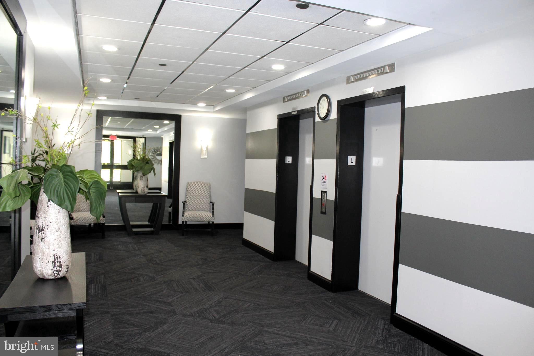 700 Avondale Road, Unit PH5 Wallingford, PA 19086 - Photo 6 of 40 Lobby