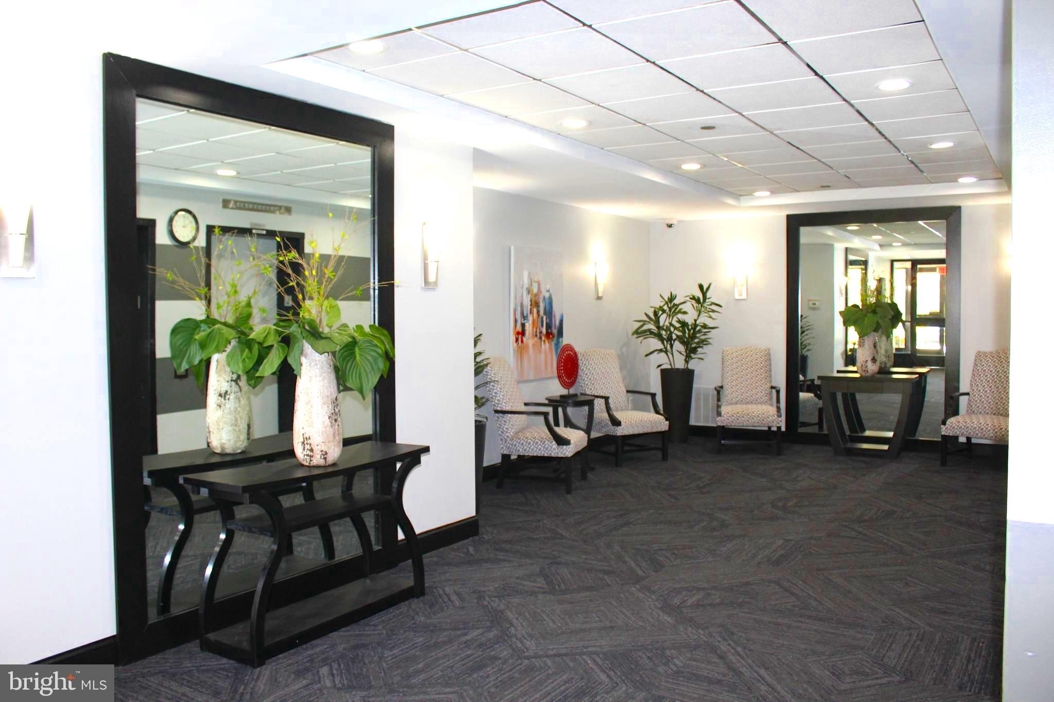 700 Avondale Road, Unit PH5 Wallingford, PA 19086 - Photo 7 of 40 Lobby
