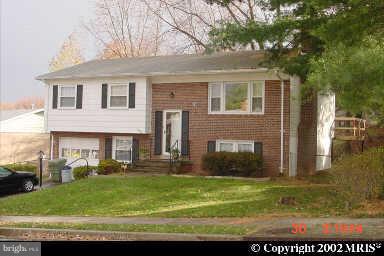 13402 Kingsman Road Woodbridge, VA 22193 - Photo 1 of 1 Exterior (Main)