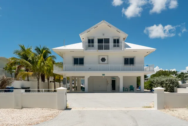 $2,850,000 | 154 Dubonnet Road, Tavernier, FL 33070