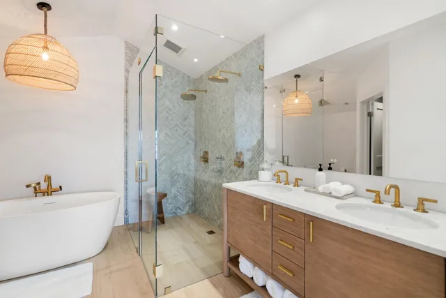 $2,850,000 | 154 Dubonnet Road, Tavernier, FL 33070