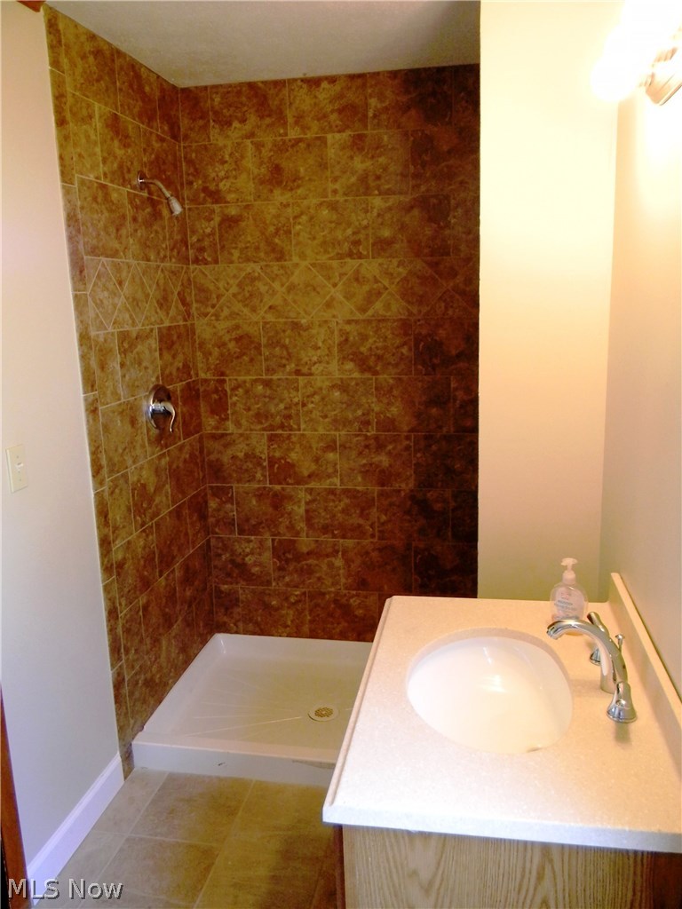 4799 Center Road Brunswick, OH 44212 - Photo 17 of 30 Gallery Image 17
