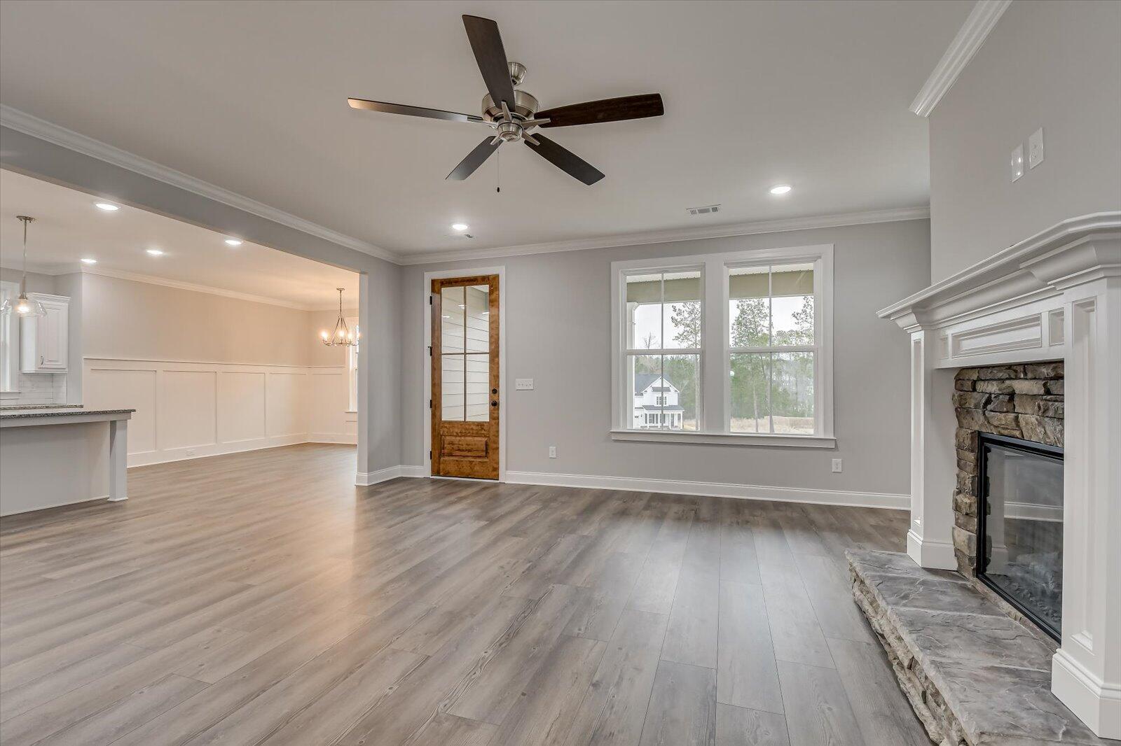 923 Walker Point Drive Grovetown, GA 30813 - Photo 7 of 44