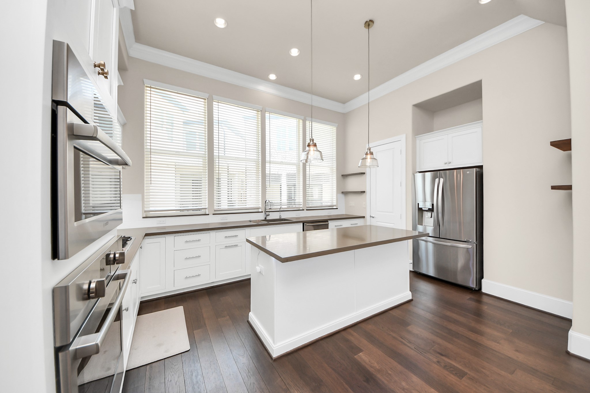 6072 Kansas Street Houston, TX 77007 - Photo 26 of 47