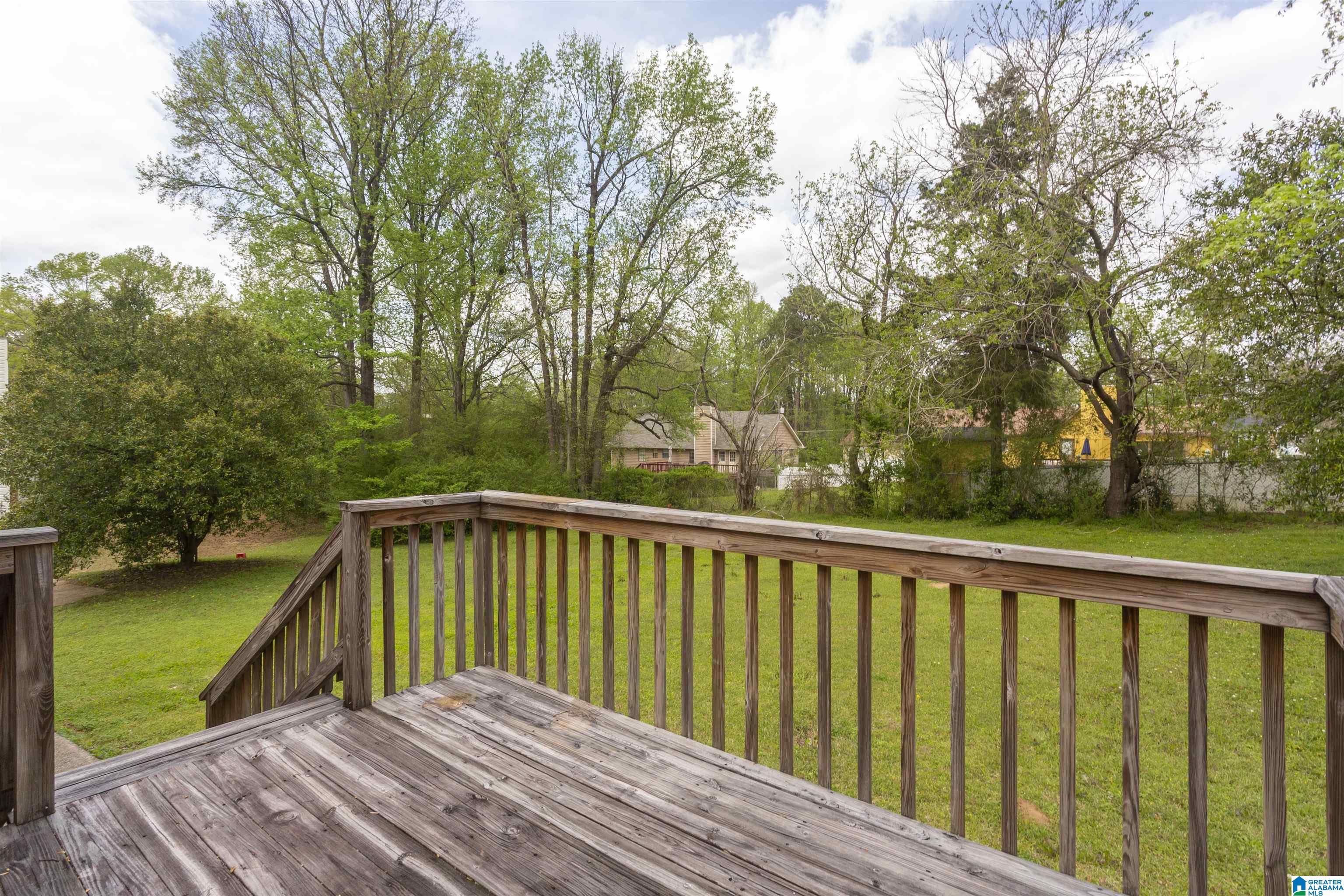 422 13th Place Pleasant Grove, AL 35127 - Photo 5 of 28
